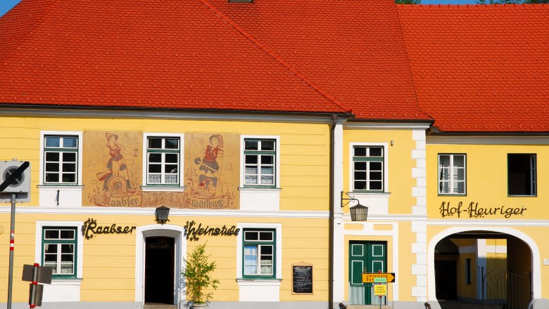 Thayarunde-Gasthaus Stadtkrug – mit Hofheuriger